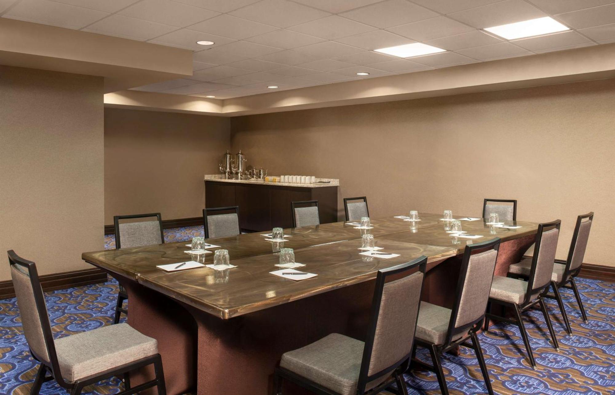 Hilton Worth 4* Fort Worth