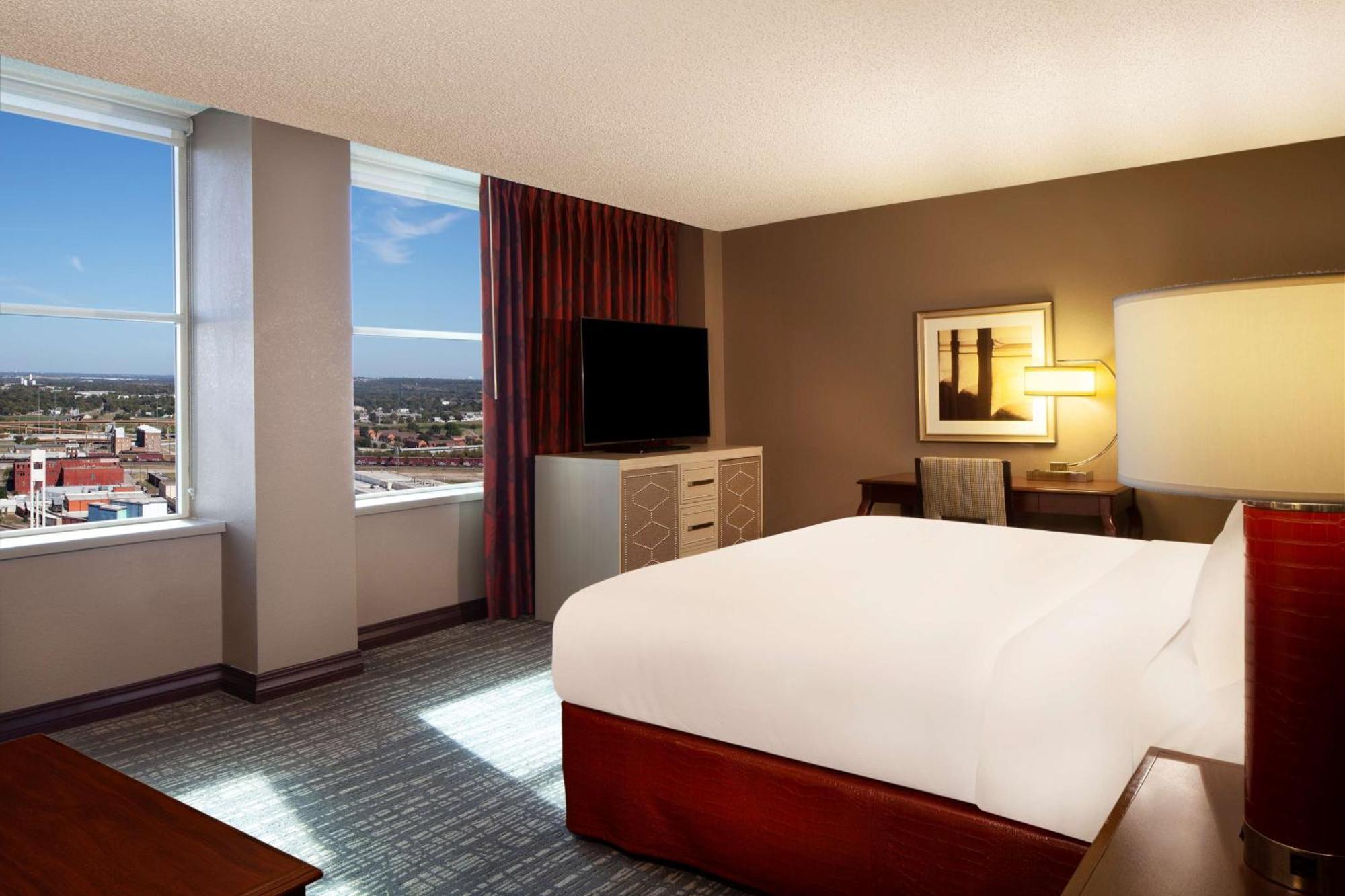 Hilton Worth Hotel Fort Worth